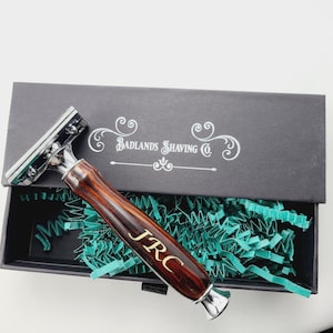 Personalized DE Safety Razors - Free Gift Box with Every Razor