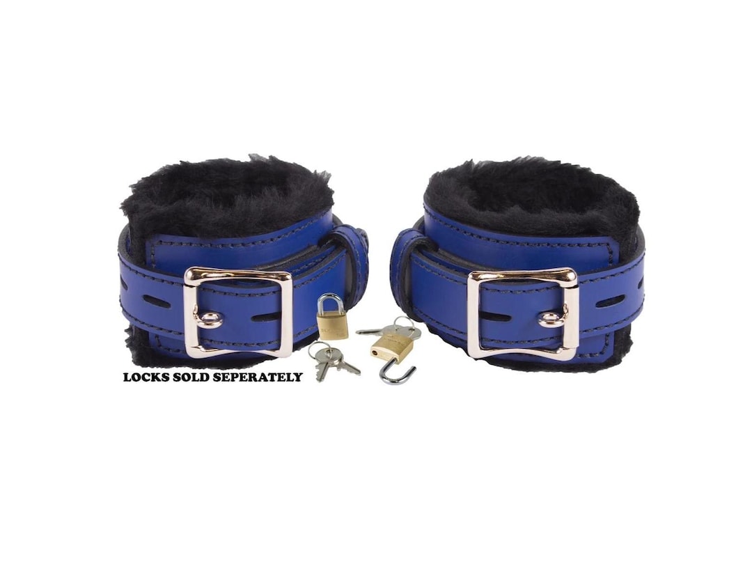 【見本】　レザー　hand cuffs　黒/青 il_1080xN.7544210391_3j0h.jpg