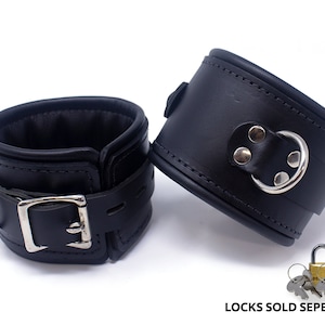 Padded Locking Leather Wrist Cuffs, Black Handcuffs  (LBVF230W)