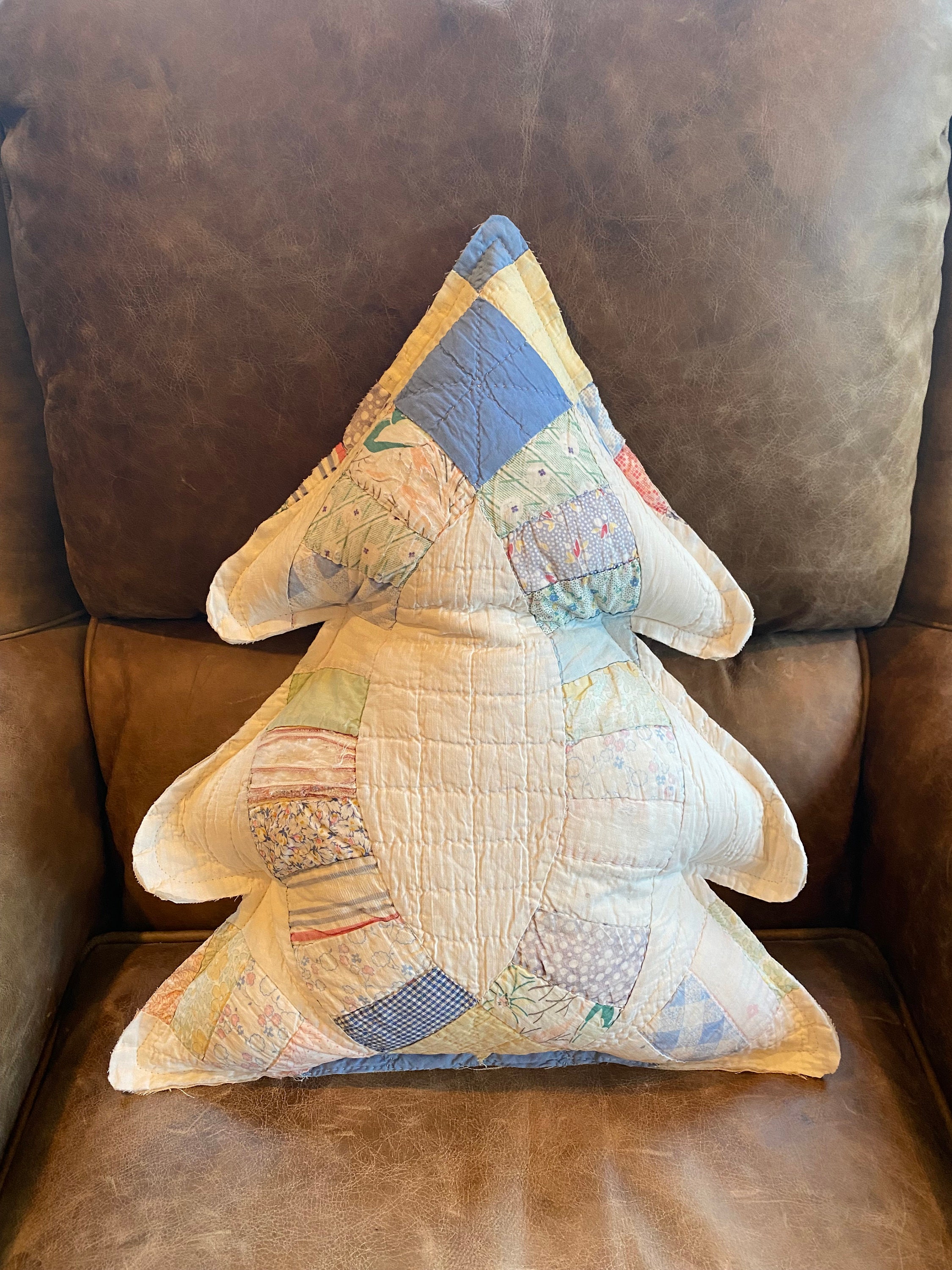 Quilted Christmas Pillows - A Quilting Life