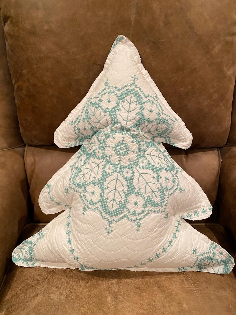 RARE ANTIQUE CROSS Stitch Quilt Tree Pillow/ Cottage/ Farmhouse