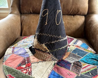 RARO sombrero de bruja antiguo de patchwork de 1909, para usar como sombrero/ DESGARRADO (1909)/ hecho a mano por mí! no es de Ai/ pieza única
