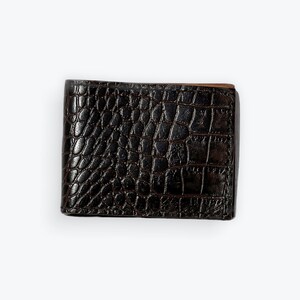 Cartera de cuero plegable hecha a mano