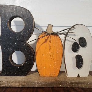 Wooden Halloween BOO Sign