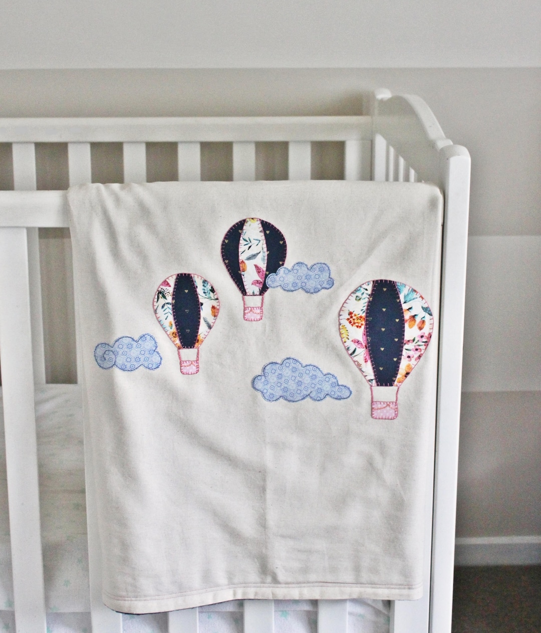 Hot Air Balloon Blanket // Baby Girl Blanket // Cot Blanket // - Etsy