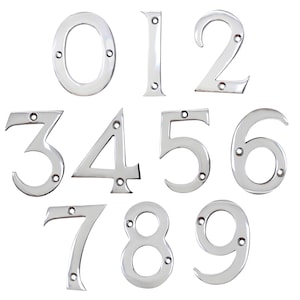 Nowoczesny, mosiężny numer domu szeryfowy 3-calowy do tabliczek adresowych, skrzynek pocztowych i szyldów metalowych - NO-BR2270-75 od RCH Hardware
