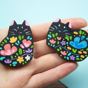 Flower Cat Black Pins or Magnets Handmade Hand Painted zdjęcie 1