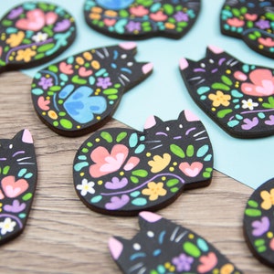 Flower Cat Black Pins or Magnets Handmade Hand Painted zdjęcie 2