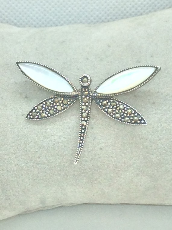 Beautiful Dragonfly Signed A with mother of Pearl… - image 4