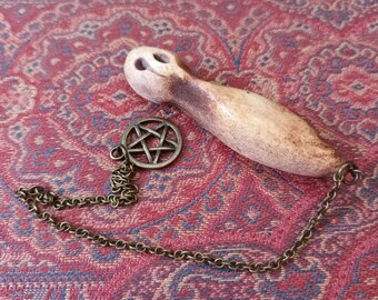 Poppet Pendulum, Magic, Magick, Folklore, Macabre, Unusual, Horror, Bizarre, Bizarre-Magic, Gift, Ouija, Spirit Board, divination, ghosts