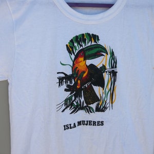 Vintage T-shirt Isla Mujeres Mexico Travel 1980s sz Small /medium single stitch image 4