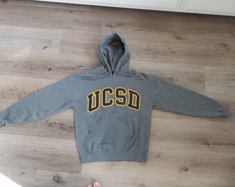 Vintage Sweatshirt UCSD University of California 1990s 80s Small Casual Streetwear Clothing Casual Athletic Crewneck Skateboard Hike Bike