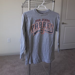 Vintage T-Shirt San Diego Padres gray long sleeve medium 1990s Boxing Large Distressed Faded Black Worn In Las Vegas Nevada image 2