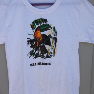 Vintage T-shirt Isla Mujeres Mexico Travel 1980s sz Small /medium single stitch image 2