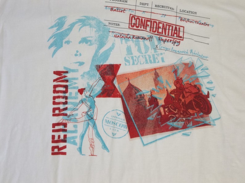 Vintage T-Shirt Marvel Red Room Natasha Romanoff Confidential Super spy 2000s 2XL Distressed Faded Worn In image 3