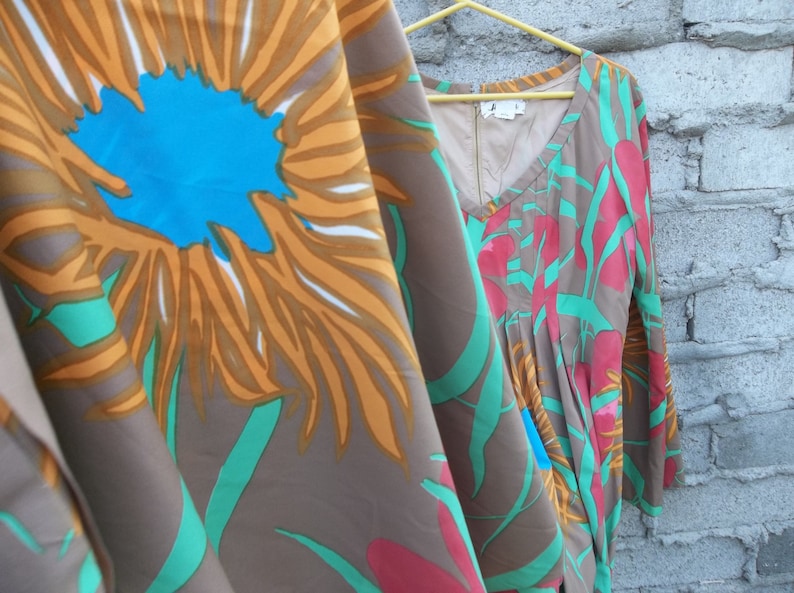 Vintage Dress Silk Mid Century Mad Men Mod Floral Paris Summer sz fits Medium Oversized 1960s