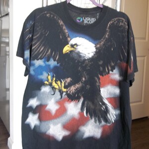 Liquid Blue American Bald Eagle Flag Large 2000s Unique Vintage Animal Tee image 2