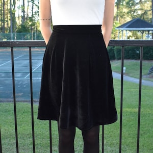 Witchery grey velvet skirt outlet