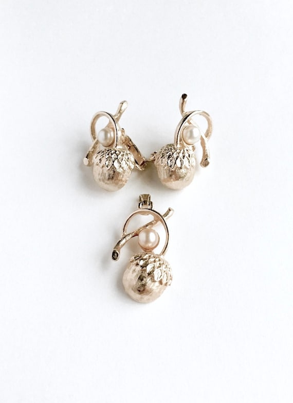 1950s 60s Acorn Sarah Coventry Set