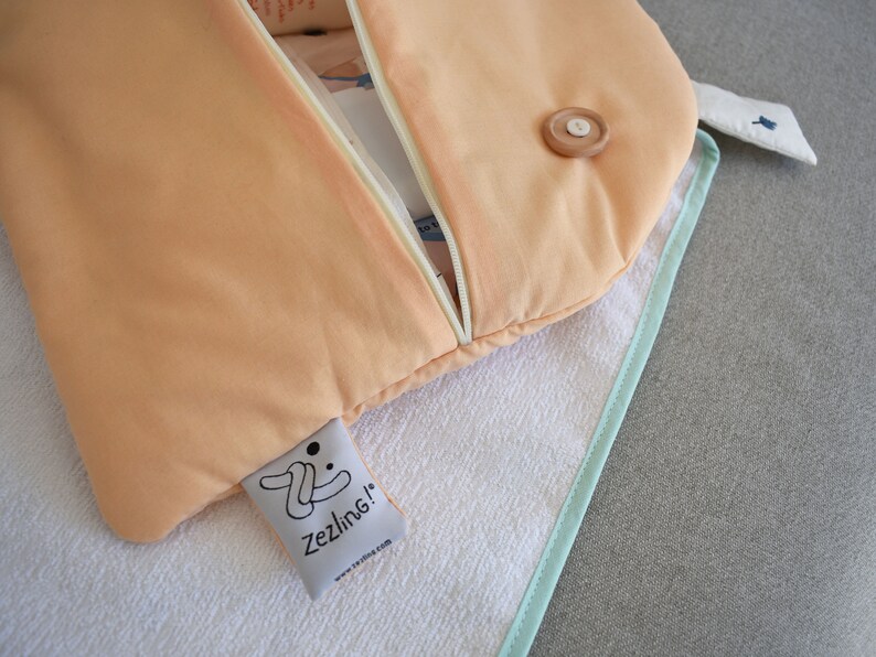 Diaper Bag  Zé Nappy glutton: zippered nappy clutch  Gender image 9