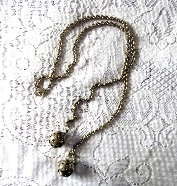 Mid-century CHAIN NECKLACE Gold Tone FILIGREE Ball Drops  display picture 1