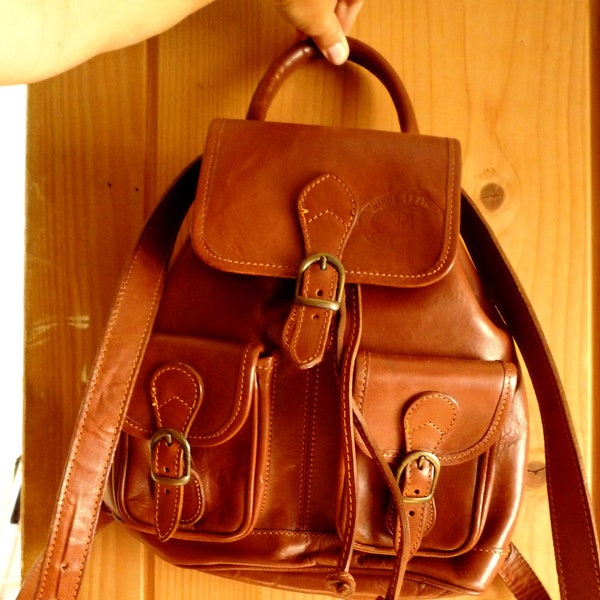 Disgenuine włoskiej skóry klasyczny plecak plecak torba dla dziewcząt kobieta z kieszeniami pasy ręcznie miasto plecak 80 ' s 90 ' s w koniaku brązowy