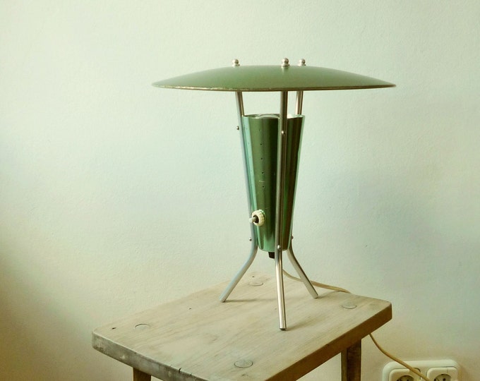 60s Stilnovo Style Tripod Desk Lamp Wrinkled Paint Table Lamp Metal