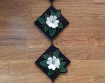 Dogwood Wall Hanging - Woolfelt - E-Pattern