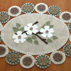 Wool Felt Applique Pattern Dogwood Penny Rug E-Pattern Digital Download image 3