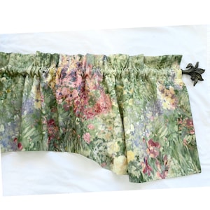 Wide Vintage Custom Floral Valance (207 inches)