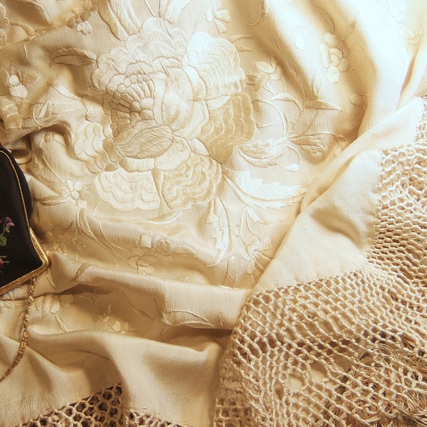 Antique Piano Shawl, Silk Embroidery, 1920's Fashion, Hand Embroidery, Ivory Silk Shawl, Silk Fringe