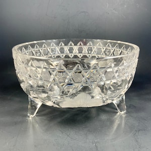 Vintage  LEAD CRYSTAL BOWL, Cut Crystal, Floral Pattern, Footed
