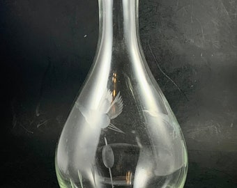Vintage BIRDS IN FLIGHT Vase, Clear Glass W/ Etched Birds, Cattails, Decor