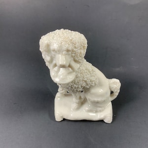 Vintage STAFFORDSHIRE SPAGHETTI DOG,