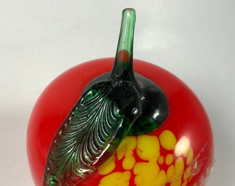 Vintage ART GLASS APPLE Paperweight, Red w/ Yellow speckles, Fruit, Decor, Collectables
