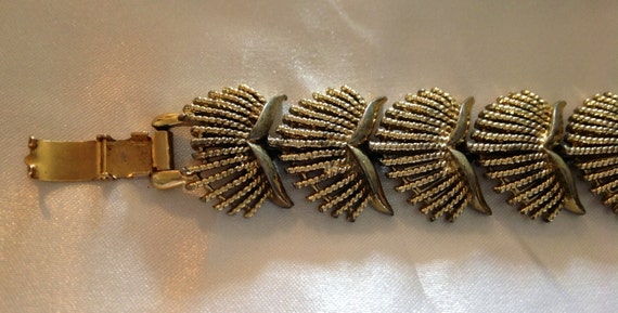 Vintage Coro Pegasus Spiney Chevron Link Bracelet… - image 2