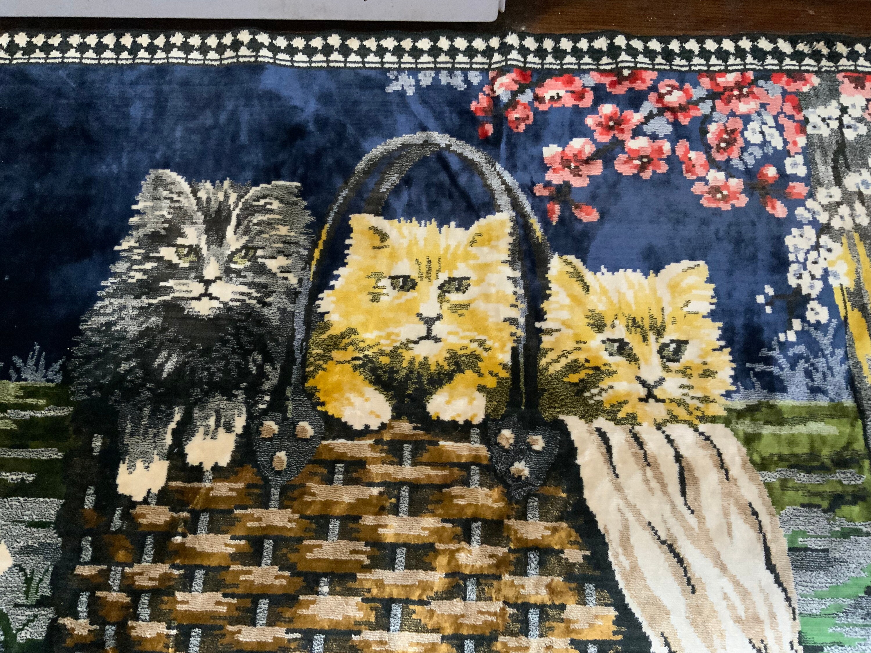 ヨーロッパ式刺繍絵タペストリー: Three Kittens Vintage THREE KITTENS in BASKET, Tapestry/wall Hanging, Rug