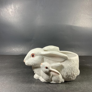 Vintage BUNNY RABBIT PLANTER, Candy Dish, Moma and Baby, Nursery Decor, Child Room, Easter, Spring Decor
