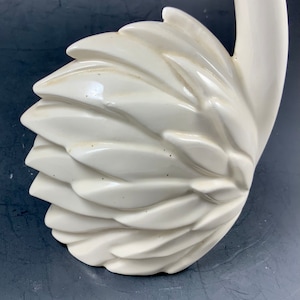 VINTAGE WHITE SWAN, Art Pottery, Decor, Sculpture, Figurine