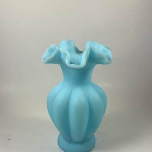 Vintage FENTON MELON VASE, Blue Satin w/Ruffled Rim, Collectables, Decor
