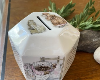 Vintage, Beatrix Potter Wedgwood Coin Bank- Mrs Tiggy Winkle- Ceramic- Collectable Piggy Bank