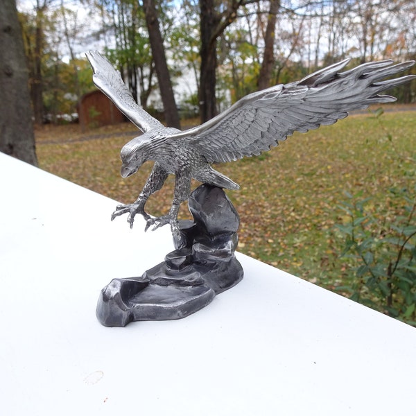 Beautiful, Vintage, Hudson Pewter Eagle in Flight- Nature, Birds of Prey, Bald Eagle, American- Solid Metal, Silver/Gray