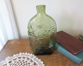 Vintage, Wayne Husted Bird of Peace Decanter- Avocado Green Glass- MCM- Stelvia Italy