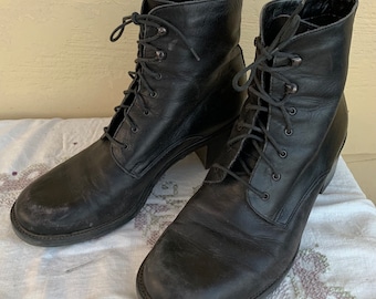 Womens Bass & Co Black Leather Goth Lace Up Chunky Ankle Boots size 8.5