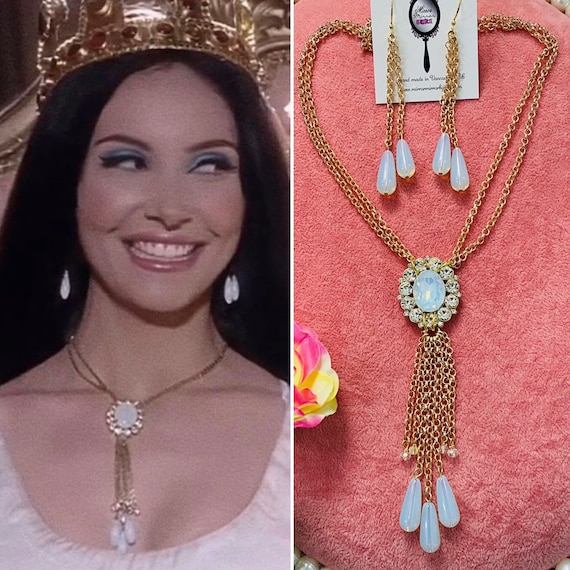 The Love Witch White Opal Necklace Retro 1960s Jewelry Victorian