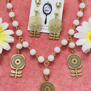 Atomic Daisy necklace Mid Century Modern Style necklace set Retro Flower Mod Statement Necklace 1960s 1970s Vintage Flower Jewelry image 1