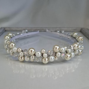 Pearl bridal tiara, Pearl crown, Bridal crystal tiara, Wedding hair accessories, Pearl headpiece, Headband, Bridal hairpiece, Hair band