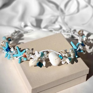 Beach bridal tiara, wedding seashell headpiece, starfish wreath, shell hair vine, mermaid crown, blue beach party crown, festive hair band