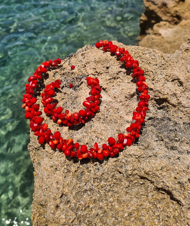 Coral jewelry Coral necklace Coral bracelet Red jewelry set Red necklace Red bracelet Wedding jewelry Red wedding jewelry Festive necklace Designer jewelry Red crystal jewelry Unique jewelry