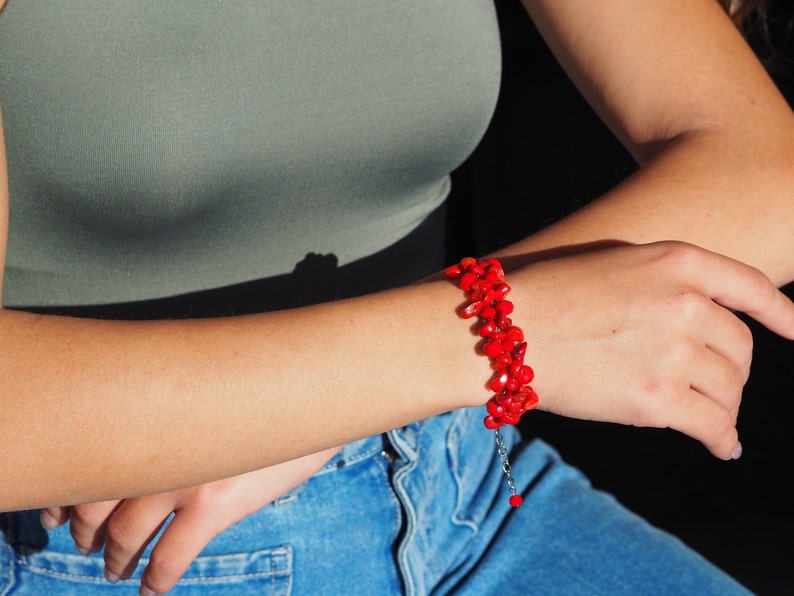 Bijoux en corail, bijoux faits à la main, collier de corail rouge, bracelet de corail, ensemble de bijoux de déclaration, collier en cristal rouge, bijoux de mode image 10